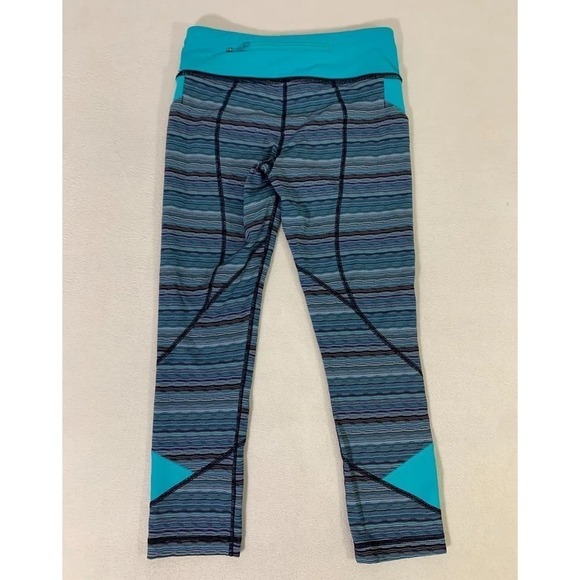 Lululemon Women's Size 4 Pace Rival Crop Dye Twist Naval Blue Peacock Leggings - Picture 4 of 5